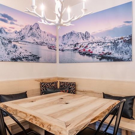 ממות' לייקס Fully Renovated! St Anton #17 Ski In Ski Out 1 Bedroom 1 Bathroom Condo! Sleeps Up To 4! מראה חיצוני תמונה