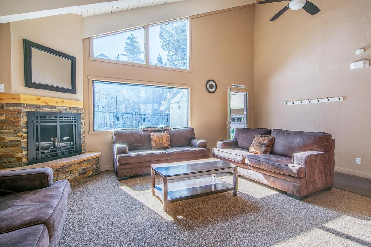 ממות' לייקס Fully Renovated! St Anton #17 Ski In Ski Out 1 Bedroom 1 Bathroom Condo! Sleeps Up To 4! מראה חיצוני תמונה