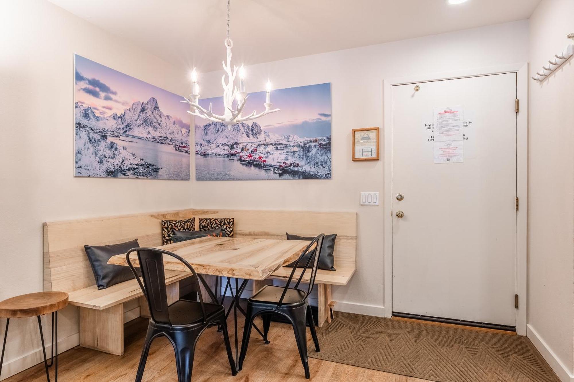 ממות' לייקס Fully Renovated! St Anton #17 Ski In Ski Out 1 Bedroom 1 Bathroom Condo! Sleeps Up To 4! מראה חיצוני תמונה