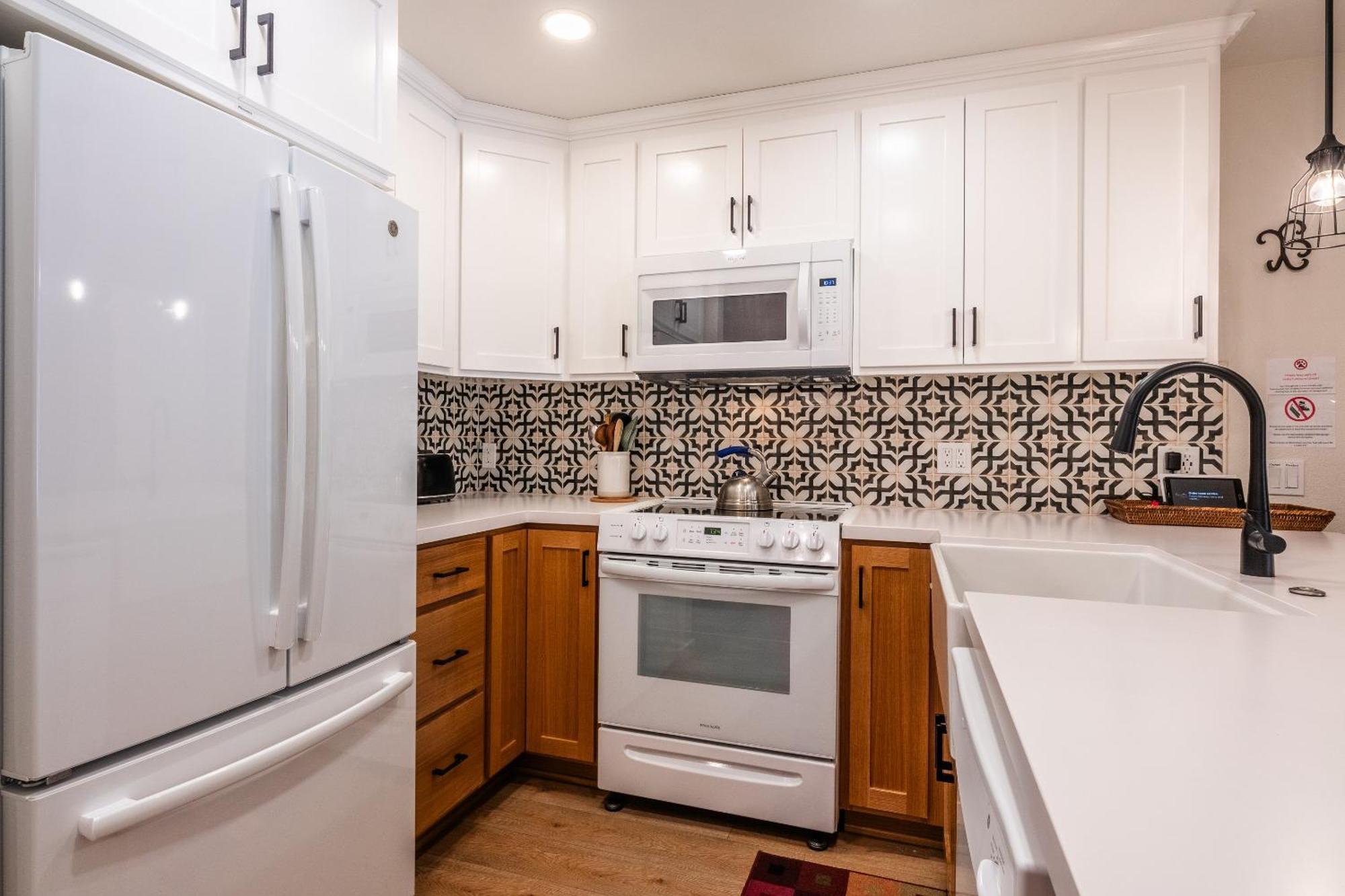 ממות' לייקס Fully Renovated! St Anton #17 Ski In Ski Out 1 Bedroom 1 Bathroom Condo! Sleeps Up To 4! מראה חיצוני תמונה