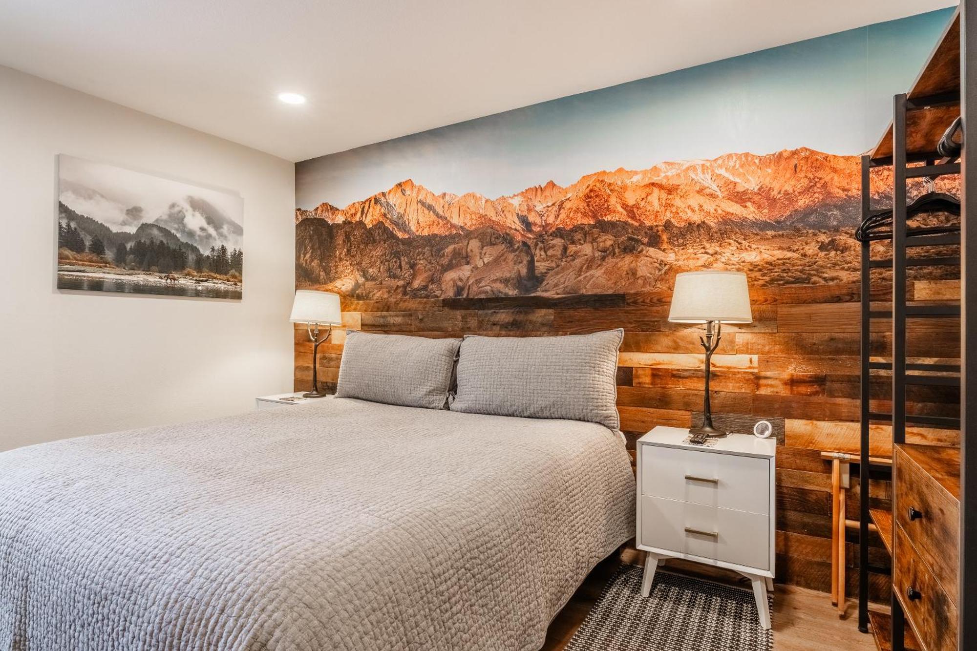 ממות' לייקס Fully Renovated! St Anton #17 Ski In Ski Out 1 Bedroom 1 Bathroom Condo! Sleeps Up To 4! מראה חיצוני תמונה